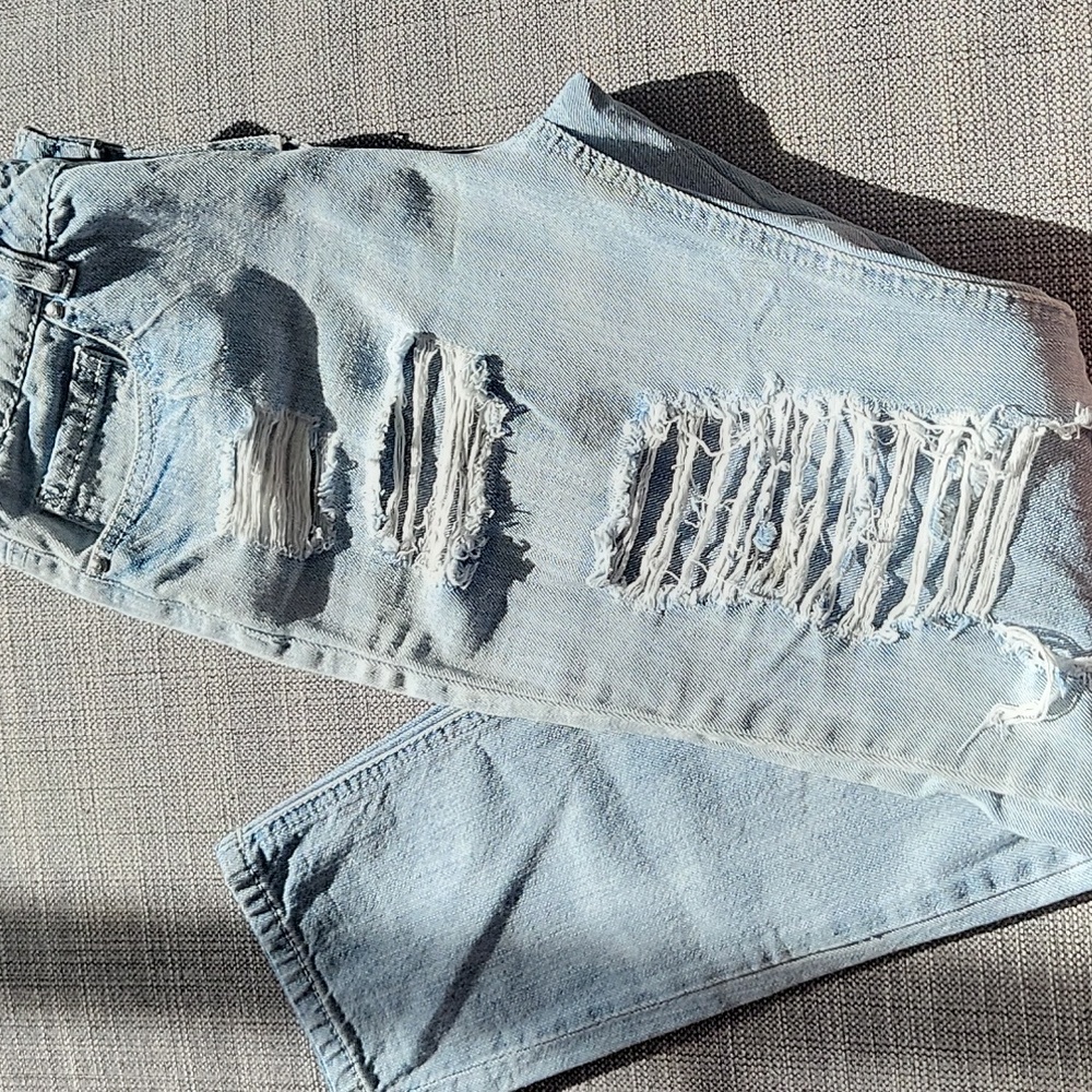 Light Blue Ripped Jeans - Picture 2 of 2